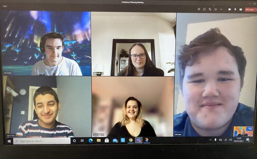 5 members of the student exec team on Teams