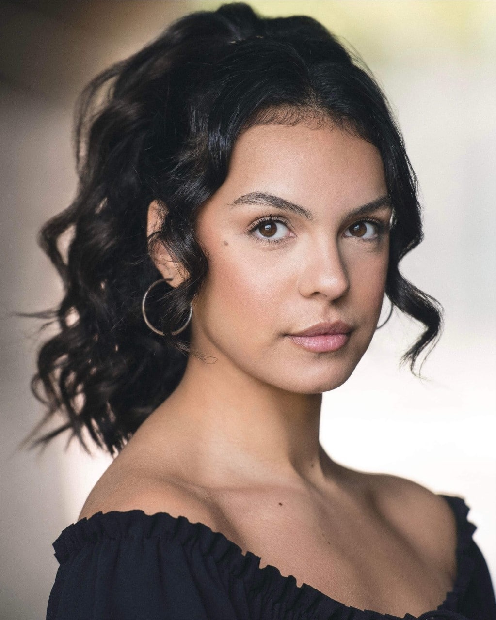 Olivia Mitchell Headshot