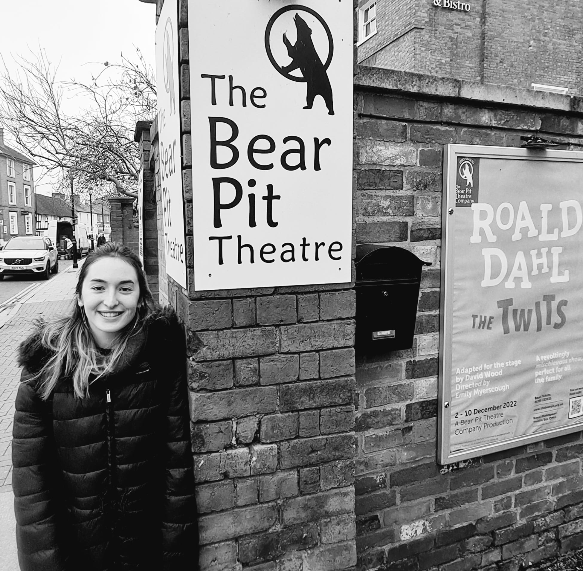 Scarlet outside bear pit