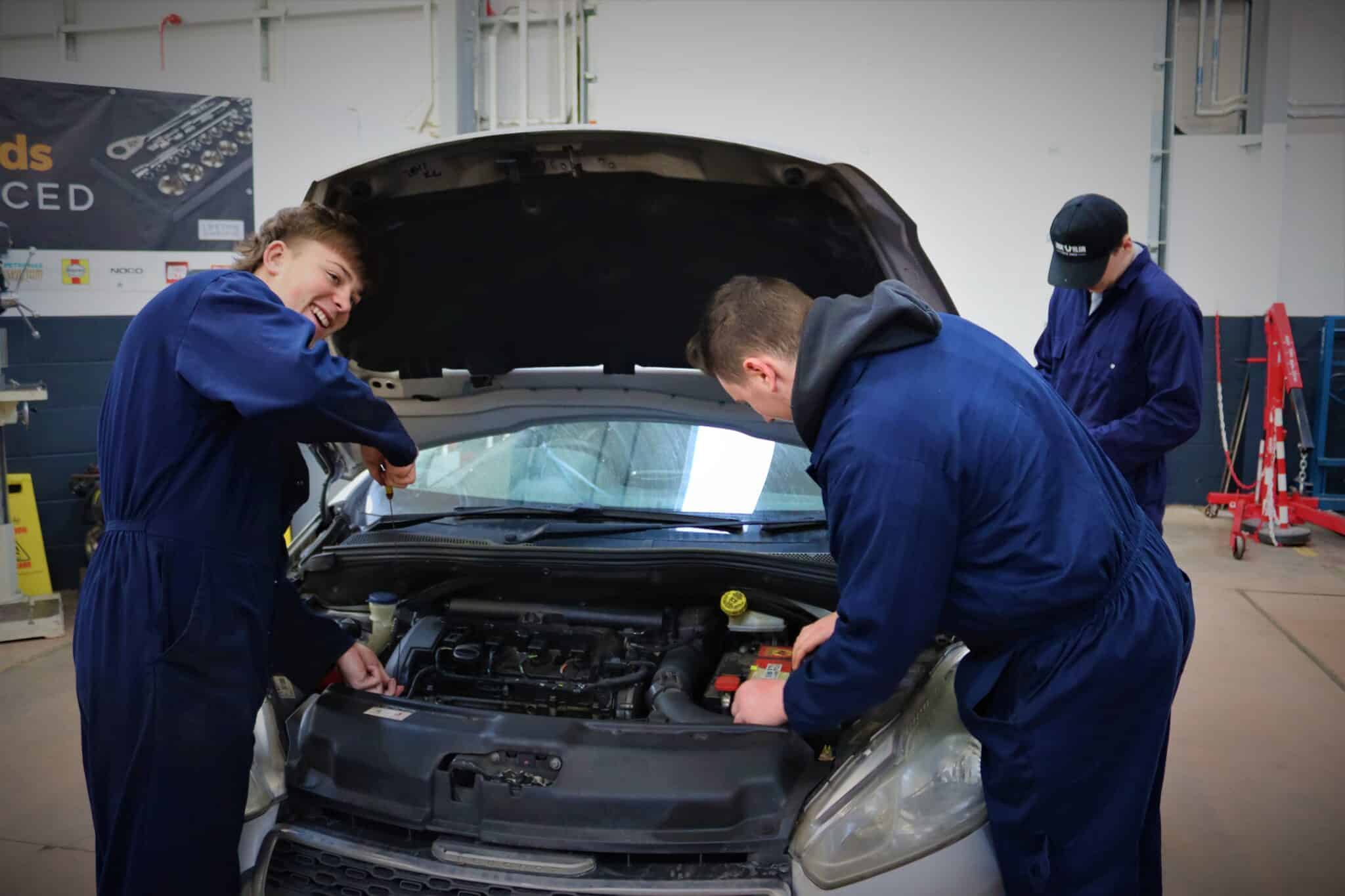 Motor vehicle students