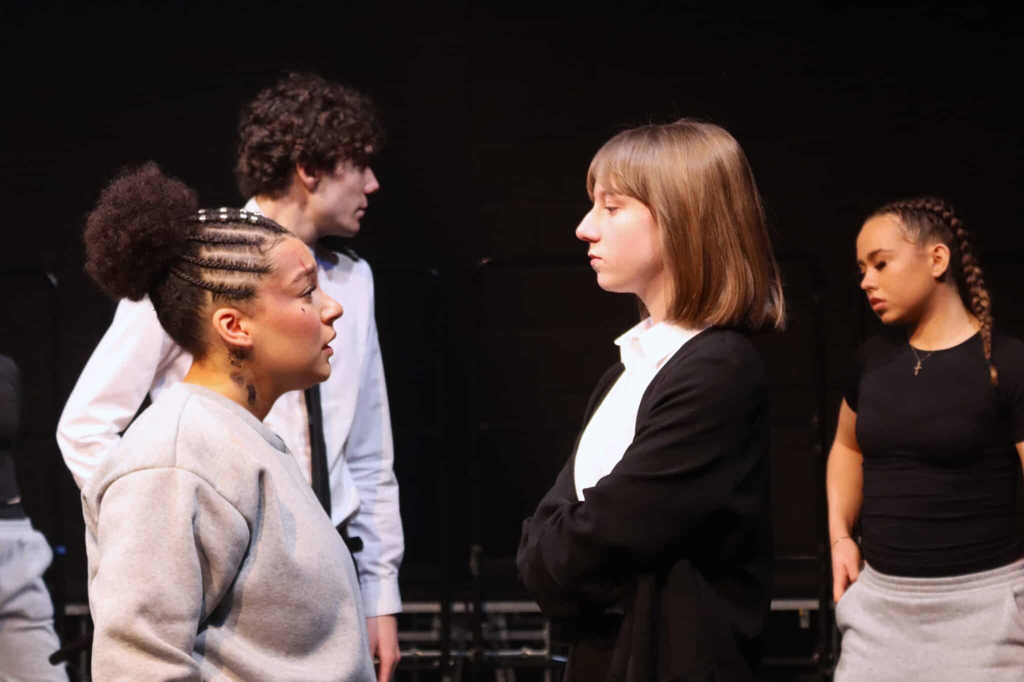 Students smash gender swapped Othello - olivia, freddy and other students