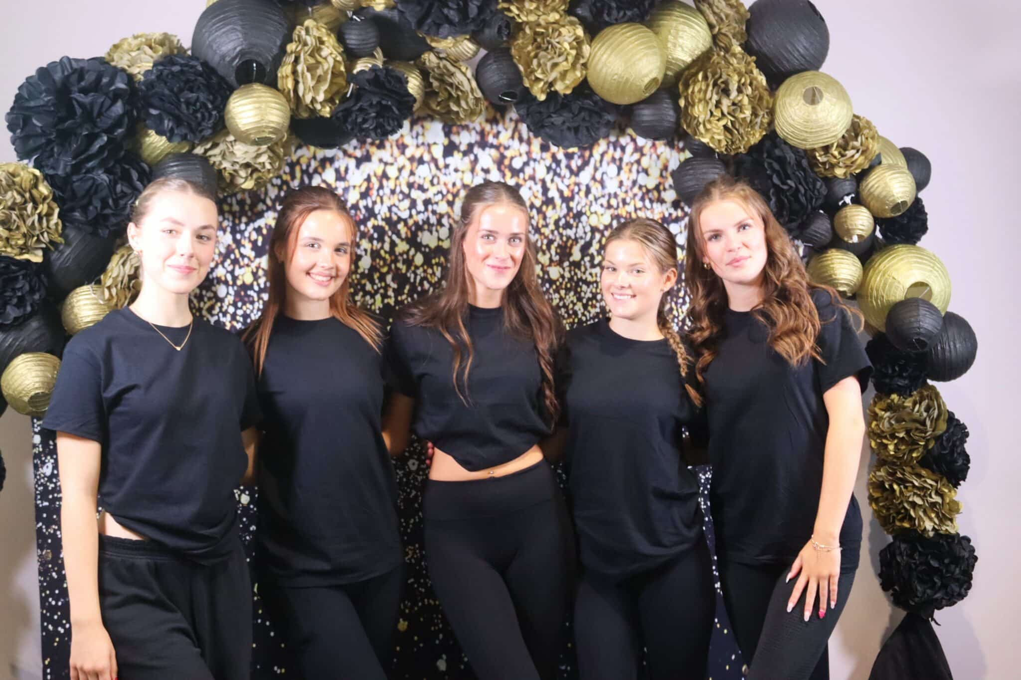 peforming arts students at Stratford college