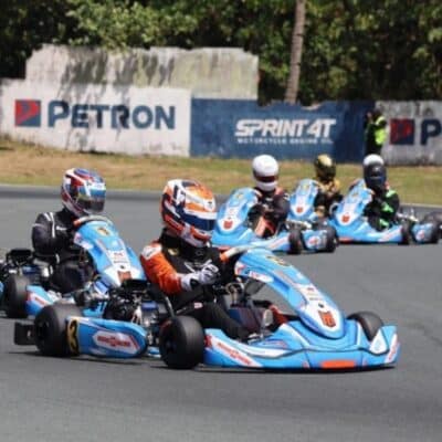 go kart in race